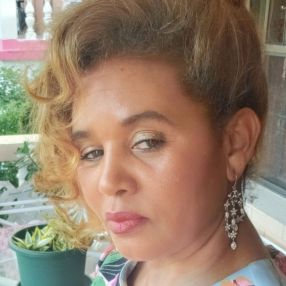 Julina, Babysitter à Pointe-Claire