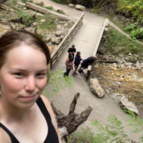 Hanna, Babysitter à Kamloops