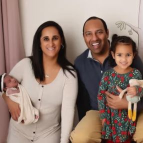 Ega, Famille à Brampton