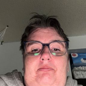 Michelle, Babysitter in Lacombe