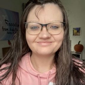 Danielle, Babysitter à Charlottetown