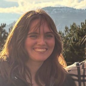 Samantha, Babysitter in West Kelowna
