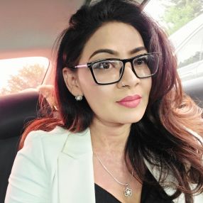 Benish, Babysitter à Mississauga