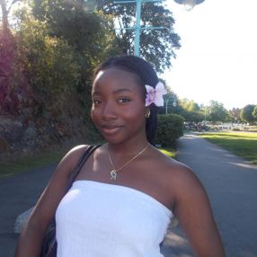 Raheemah, Babysitter in Victoria