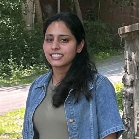 Gurleen, Babysitter in Timberlea