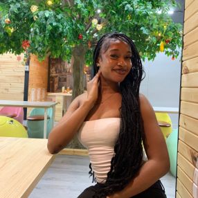 Munira, Babysitter in Oshawa
