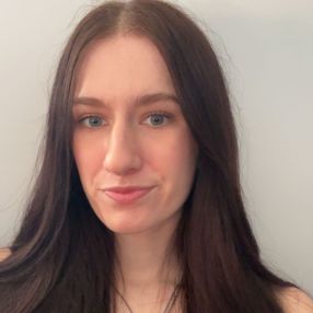 Ashley, Babysitter à East Gwillimbury