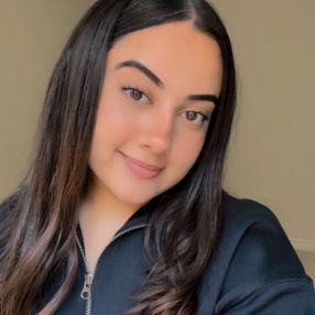 GURKOMALPREET, Babysitter in Hamilton