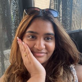 Kripa, Babysitter à Caledon