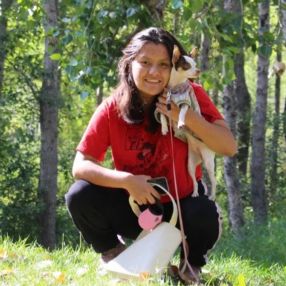 Alanis, Babysitter à Calgary