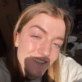 Emma, Babysitter in Collingwood