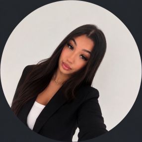 Dina, Babysitter in Montreal