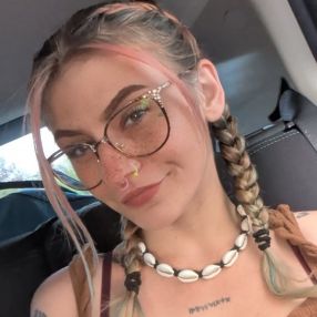 Shar, Babysitter à Orillia