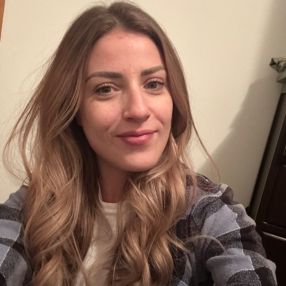 Brittany, Babysitter in Calgary