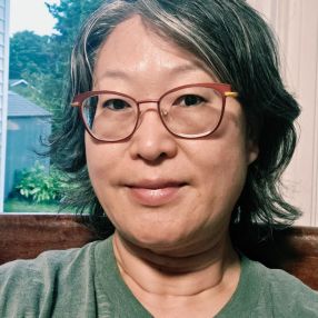 Chun bo, Babysitter à Levis