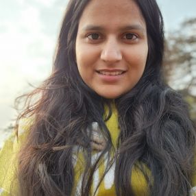 Harpreet, Babysitter à Halifax