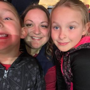 Jen, Famille à Airdrie