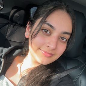 Arushi, Babysitter à Okotoks
