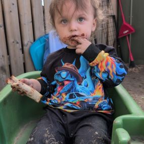 Shae-Lyn, Family in Innisfail