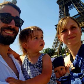 C-A, Famille à Saint-Sauveur