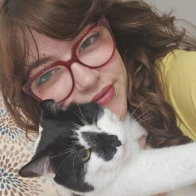 Madison, Babysitter in Medicine Hat