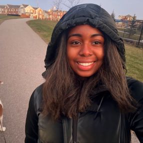 Iyahna, Babysitter à Pickering