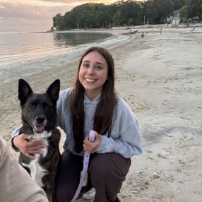 Brooklyn, Babysitter in Port Colborne