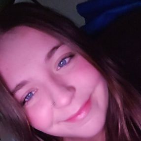 Hailey, Babysitter in High River
