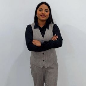 Shehnaz, Babysitter in Summerside