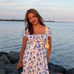 Priscilla, Babysitter in Cobourg