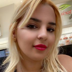 Mouna, Family in Brossard