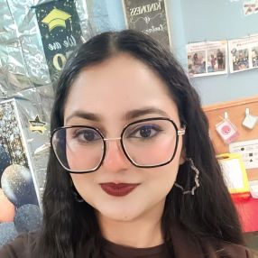 Sejal, Babysitter à Pickering