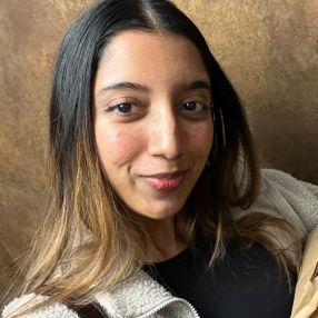 Krishla, Babysitter in Squamish