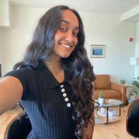 Jaya, Babysitter à Richmond Hill