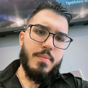 Sakr, Famille à Laval
