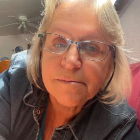 Marian, Babysitter à Courtenay