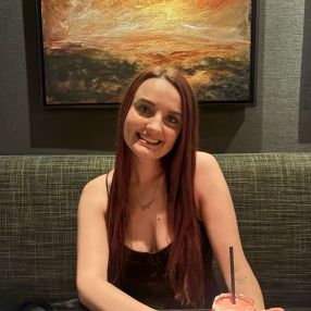 Brooklynn, Babysitter à Calgary