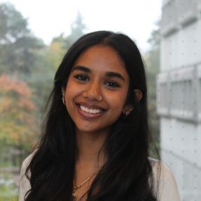 Isha, Babysitter in Pickering