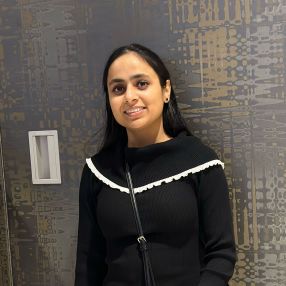 Pooja, Babysitter in Burlington
