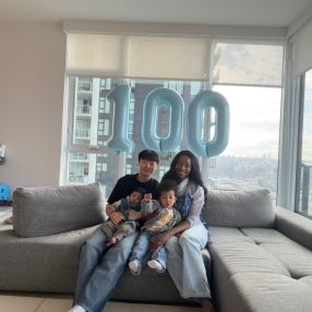 Doun, Famille à Burnaby