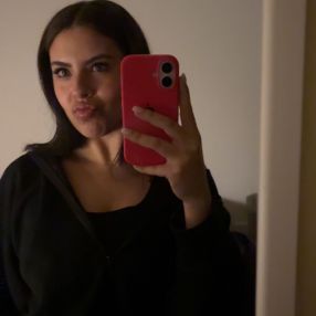 Salma, Babysitter à Oakville