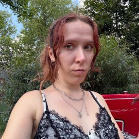 Lubovmyra, Babysitter à New Tecumseth