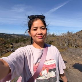 Seema, Babysitter in Nanaimo