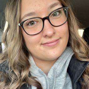 Mackenzie, Babysitter à Peterborough