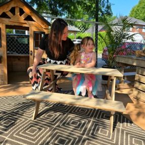Joanie, Family in Victoriaville