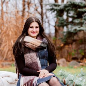 Hailey, Babysitter in Midland