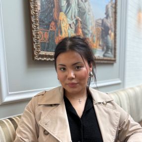 Ameliah, Babysitter à Abbotsford