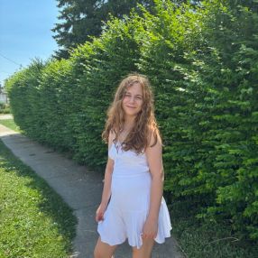 Kylee, Babysitter à Welland
