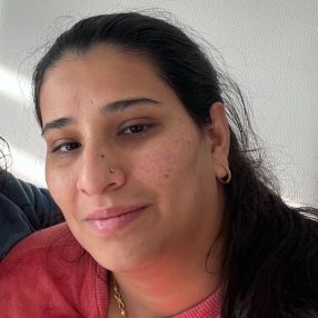 Dishapreet, Babysitter à Chestermere