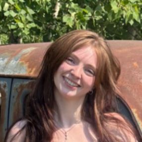 Leah, Babysitter in St. Albert